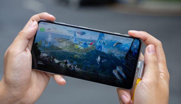 Game thủ Việt nên chơi PUBG Mobile bản nào để có được trải nghiệm tốt